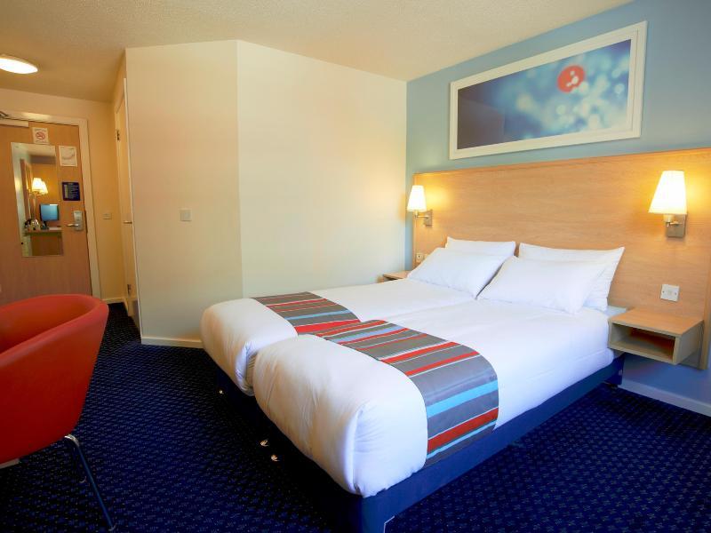 Travelodge Saltash Esterno foto